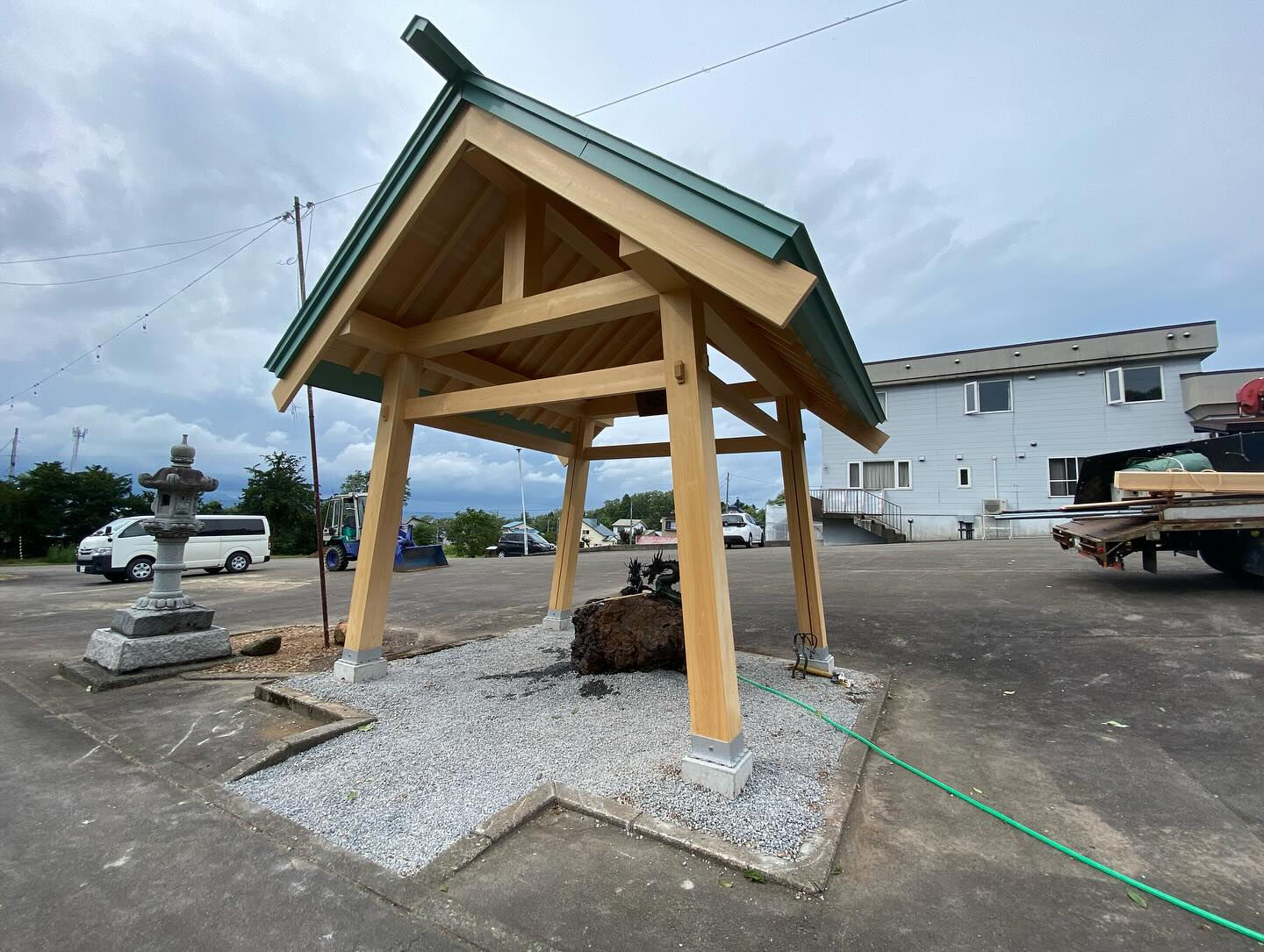 ついに奈井江神社の新しい手水舎が完成しました！✨多くの報道関